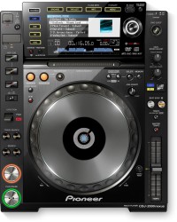 Pioneer CDJ-2000NXS Nexus DJ CD / Media Player Deck