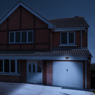Lyyt Battery Twin LED Floodlight with PIR