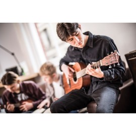 Chord Sapele compact acoustic guitar