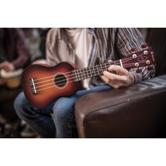 Chord CU21-3TS Ukulele 3 Tone Sunburst