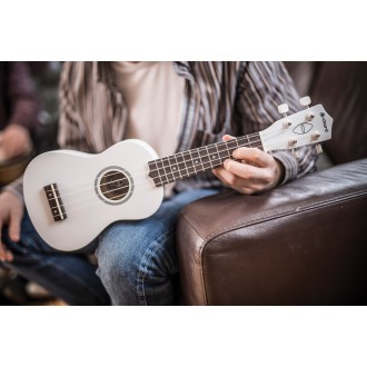 Chord CU21-WH Ukulele White