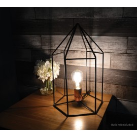 Lyyt Triangle Desk Lamp