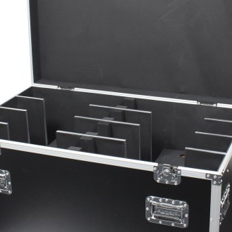 eLumen8 Batten Flight Case