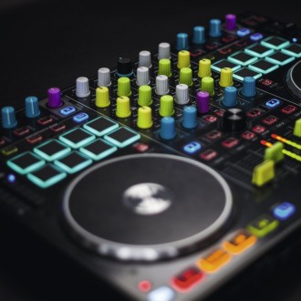 Reloop Knob Cap Set